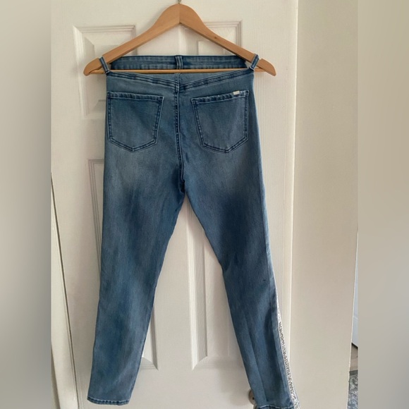 Guess Skinny Blue Jeans with Silver Trim - Picture 2 of 4